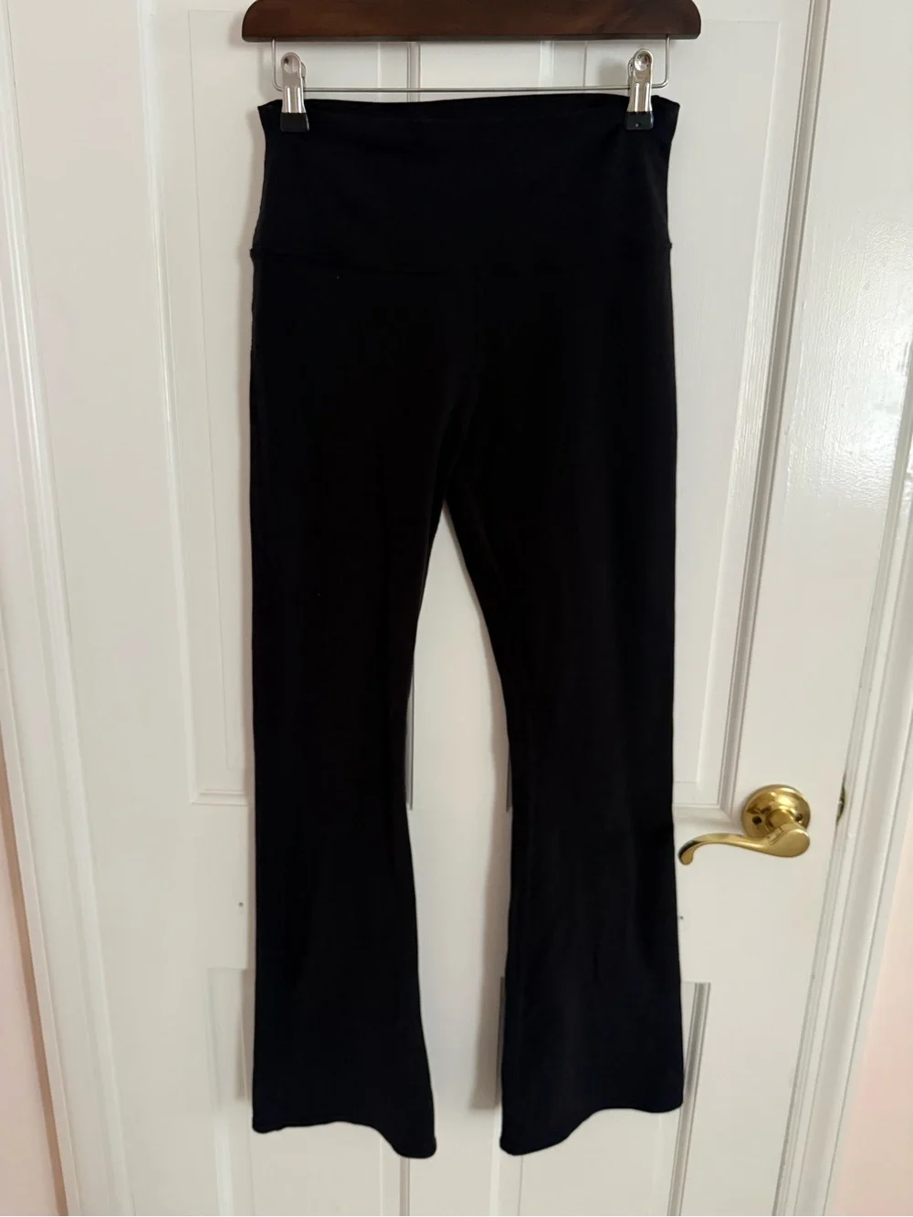 ALO Yoga Airbrush High-Waist Bootcut Legging